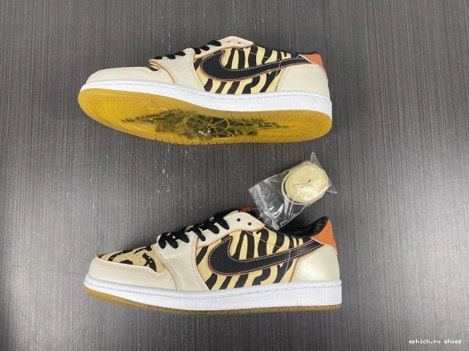 Rep 1 Tiger of OG Year Jordan Low the Air DH6932-100 0714